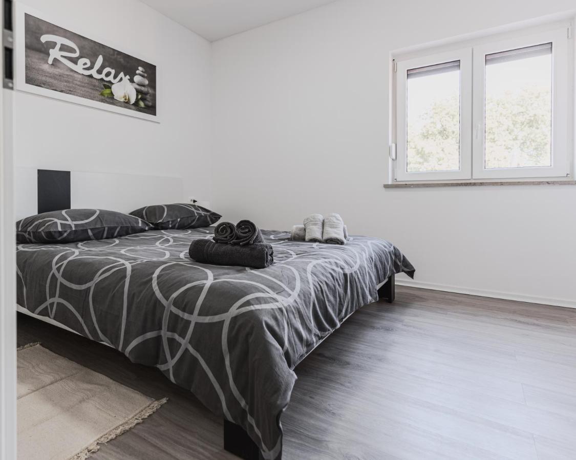 Apartments Marancin Умаг Экстерьер фото